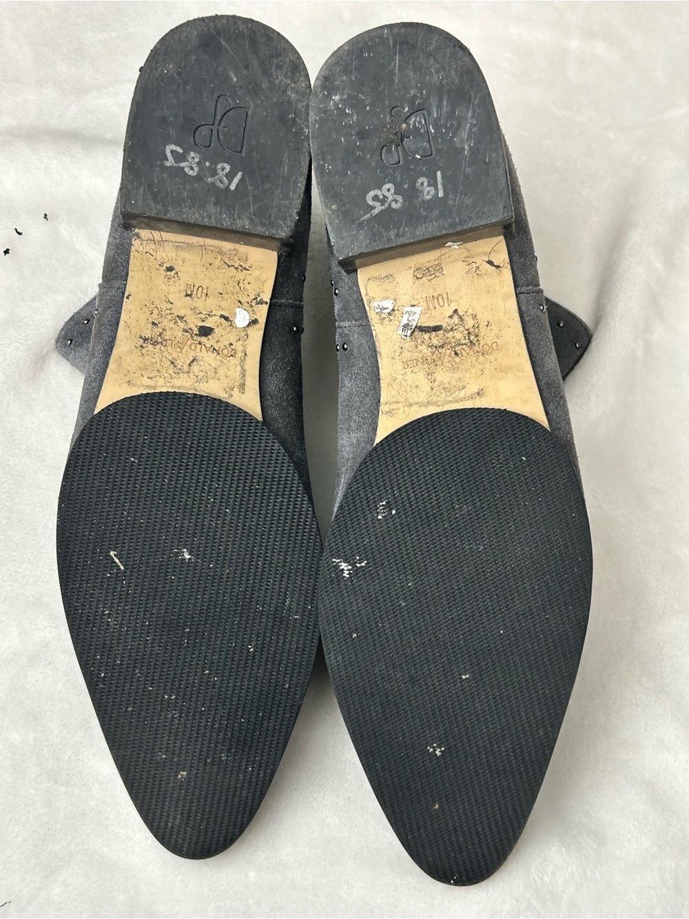 Donald J. Pliner Charcoal Grey Suede Pointed Ankle Booties Stud Accents Size 10 - Picture 6 of 8